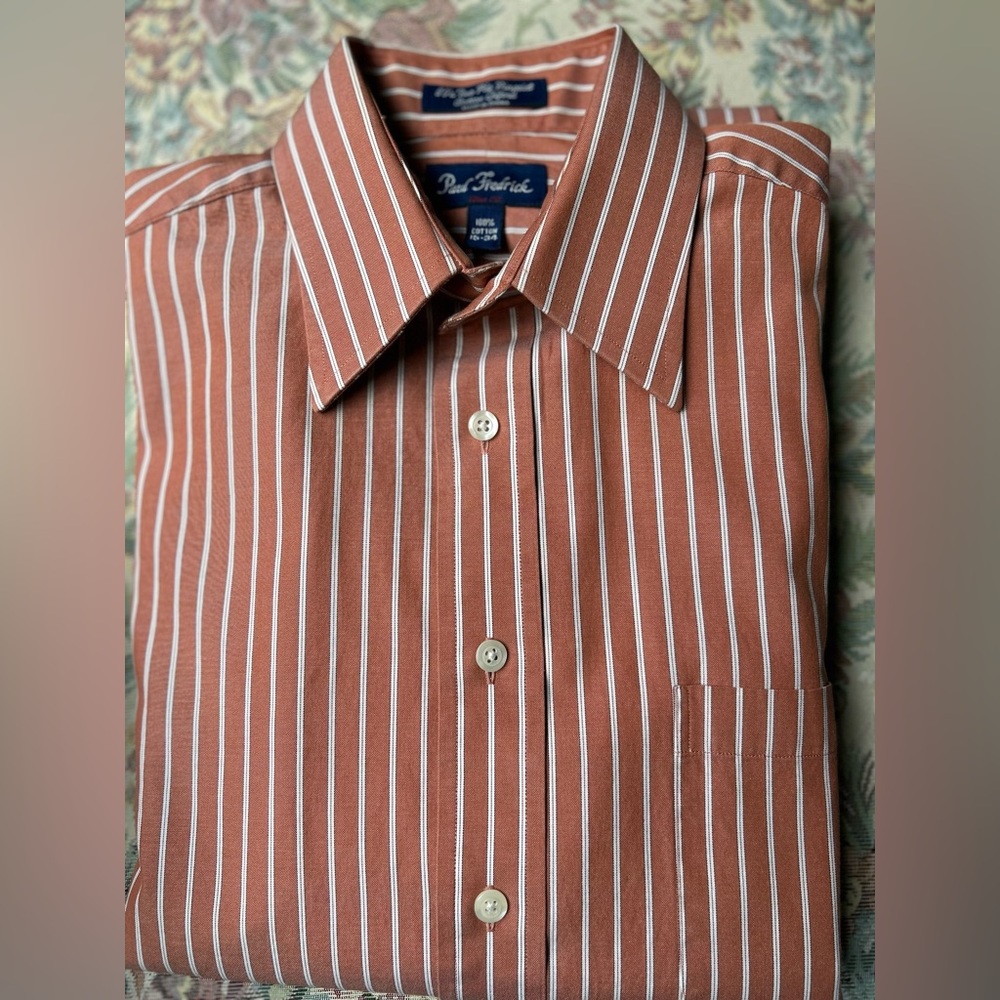 Paul Fredrick 100% cotton pinpoint Oxford dress shirt.